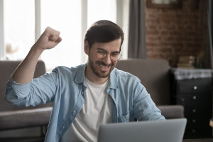 Onzakelijke lening aan BV van kind: schenking?